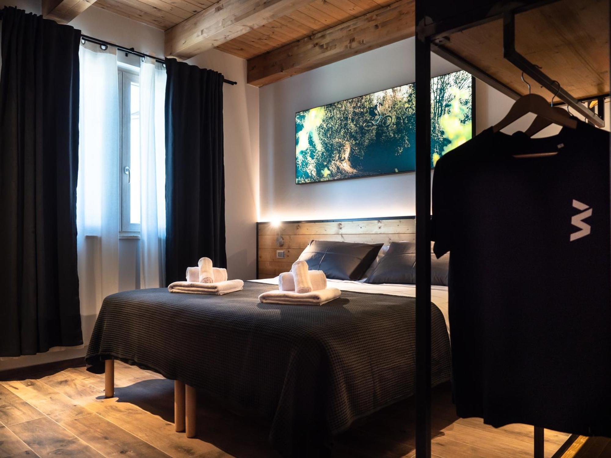 Sleep 'N' Ride Massa Marittima Hotel Kültér fotó